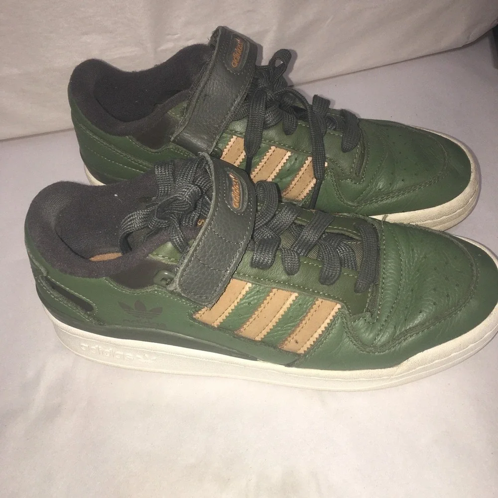 Adidas Forum Low HQ9125 Olive Mesa US Size 7.5 Leather